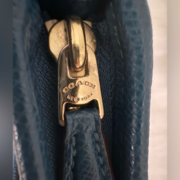 Coach Signature File Crossbody Bag F34938 Teal Leather Trim + FREE Coin Purse - Picture 11 of 15